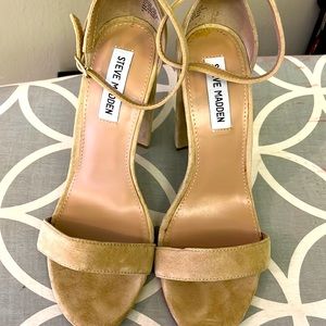 Steve Madden strap sandals in beige